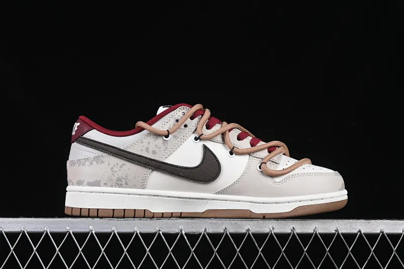 All Categories Nk SB Dunk Series Nk SB Dunk Low Low-top Sneakers Nk Dunk Low Koala Party Deserted End Retro Style Wasteland Deconstruction Old Graffiti Beige Low-top Casual Sneakers FB7160-161